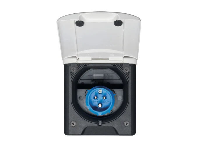  PRISE EXT.BL CEE17 16A ENC.